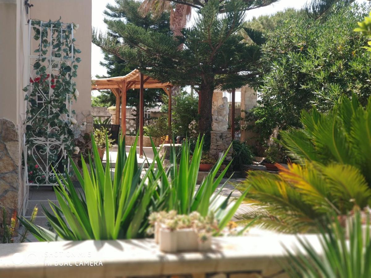 Alloggio In Villa Cristina B&B Gallipoli Ngoại thất bức ảnh