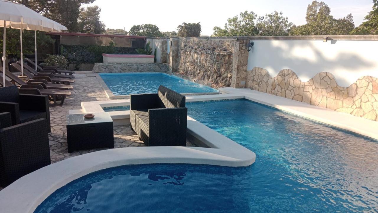 Alloggio In Villa Cristina B&B Gallipoli Ngoại thất bức ảnh