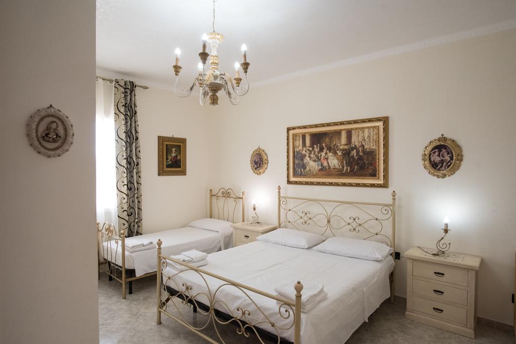 Alloggio In Villa Cristina B&B Gallipoli Ngoại thất bức ảnh